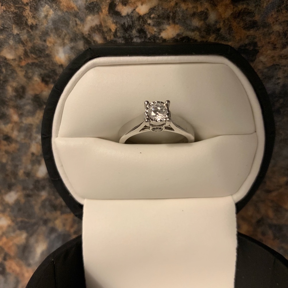 JcPenney ring. White gold